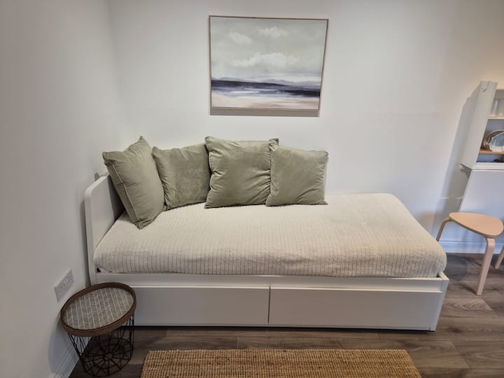 Cheltenham Annexe - Entire Place - Free Parking - Winchcombe