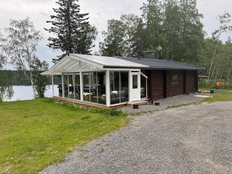 Cottage on the shore of the lake