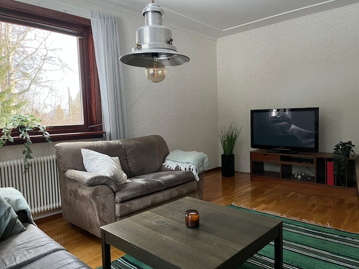Authentiek Geel Huisje - Överkalix