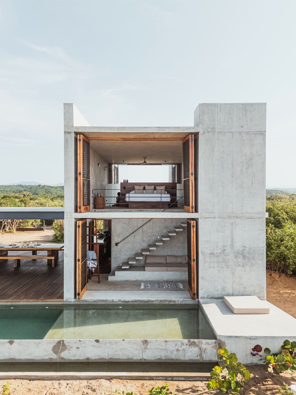 Casa Nopales, a concrete house in a turtle sanctuary, Santa María Tonameca, Oaxaca, Mexico, photo 6 of 10