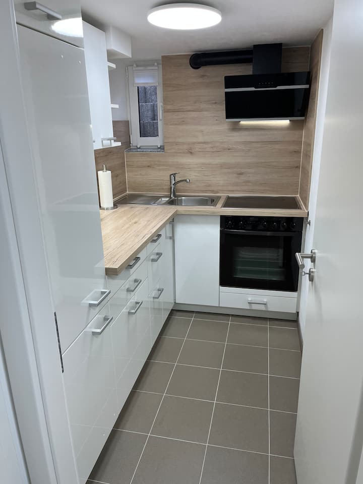 Gemütliche 1-zimmer-wohnung In Langenfeld - Hilden