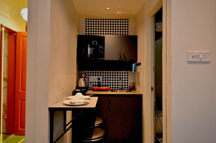*Puraton* Small Private Studio For 2 Guests - Kolkata