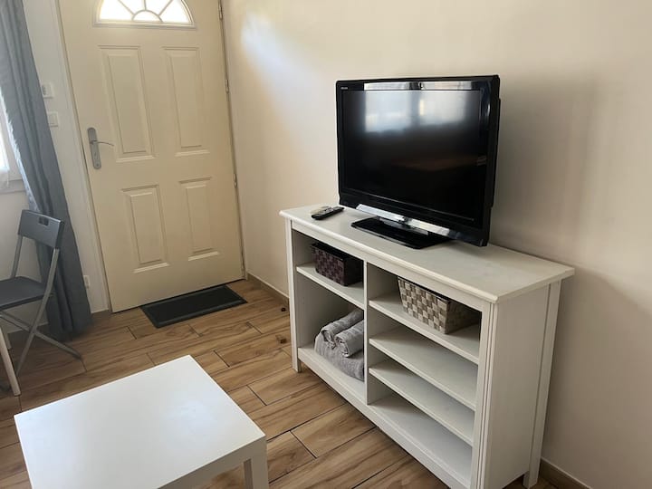 Petit Studio Cosy Climatisé - La Seyne-sur-Mer