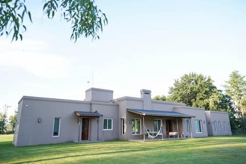 Popular Airbnb listing: Relax in Nature in Partido De Mercedes