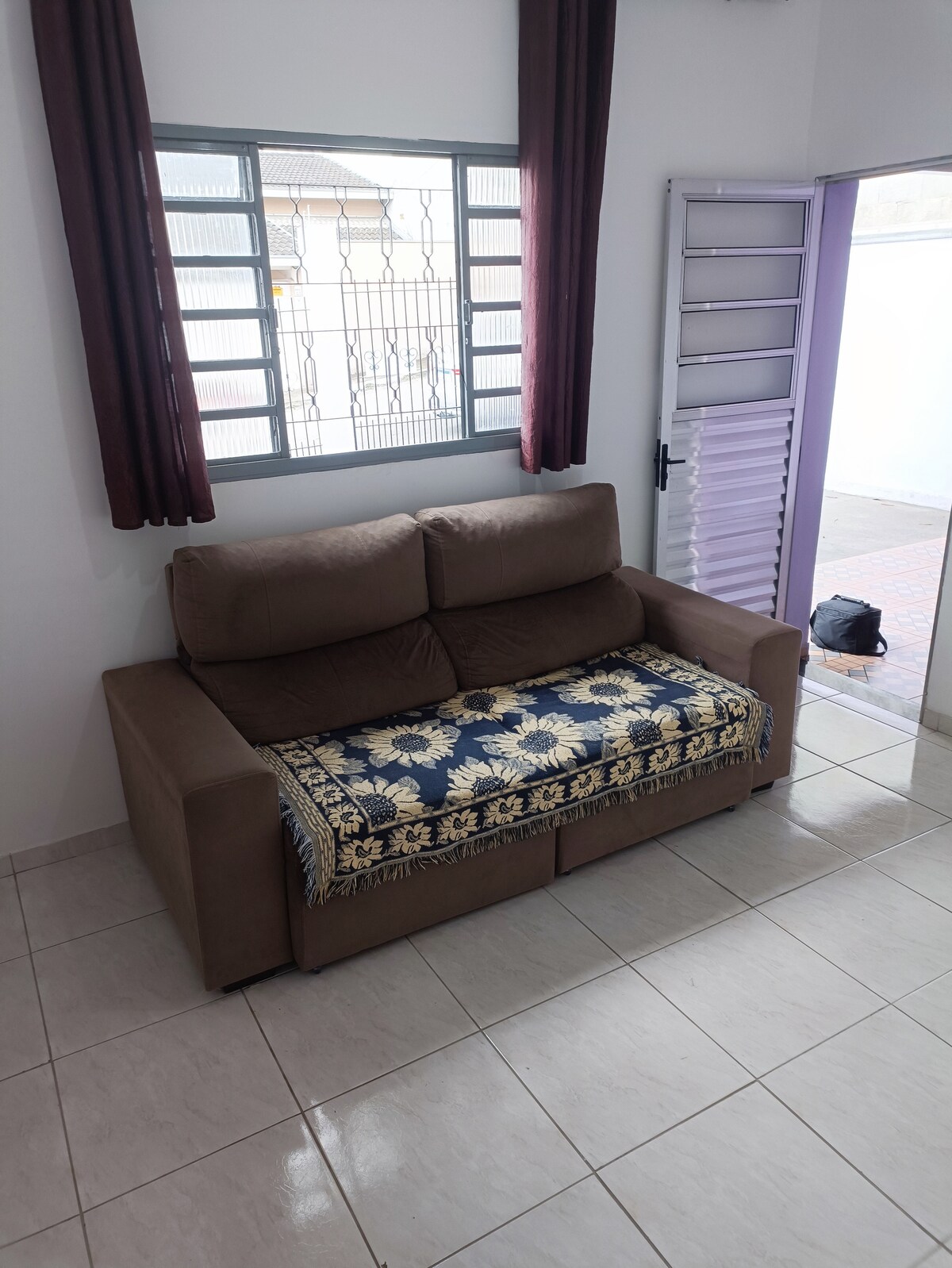 Anúncio popular: Entire house + garage for 2 cars | near Embraer/CTA em São José Dos Campos