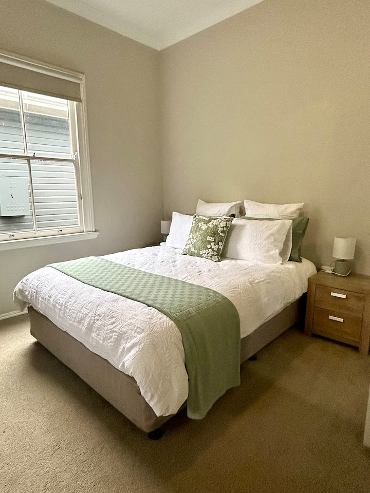 Спална соба „Квин“ 1