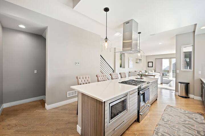 Single Family Luxury – LoHi @ Broncos Stadium gallery image 5