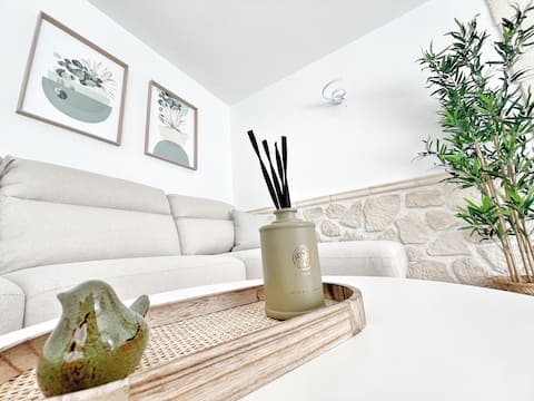 5 minutes Roissy CDG Paris Airport | Expo VlPARlS