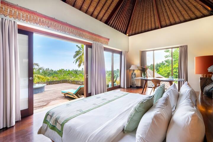 Hideaway 5BR Oasis by Yeh Leh Beach for Tennis Fan