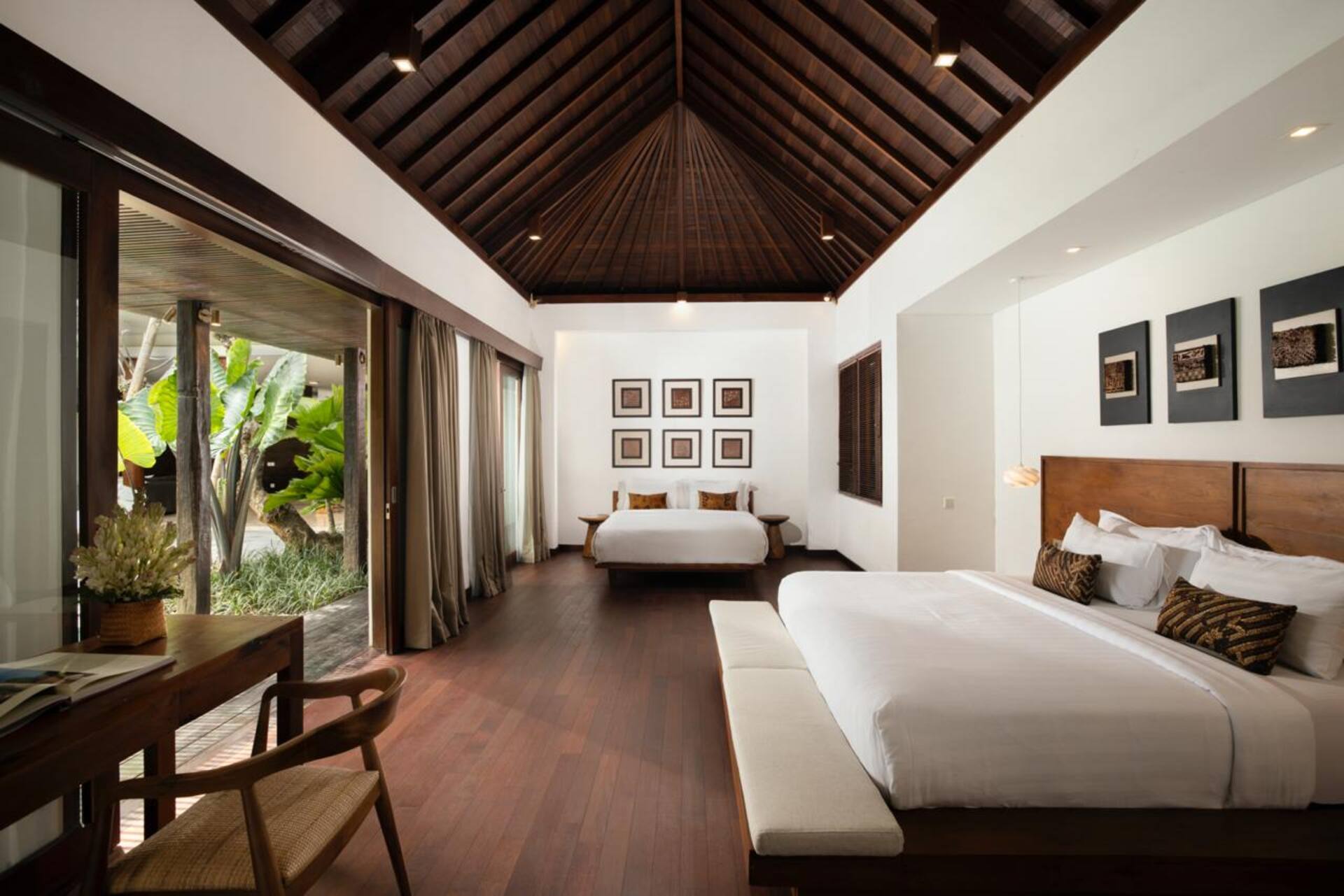 Luxe Surf Retreat 3 Bedroom Private Villa in Canggu 2