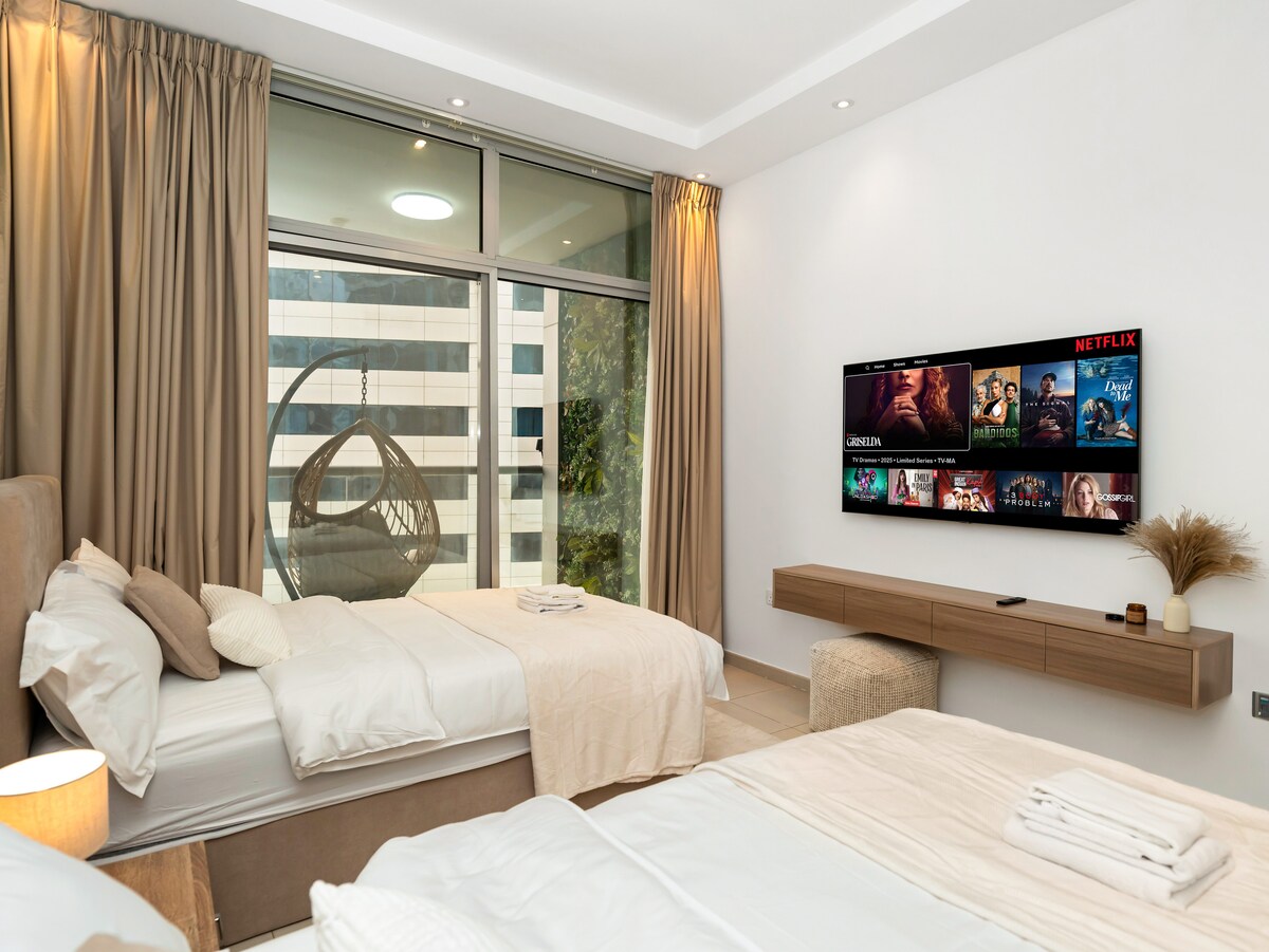 Უყურეთ თქვენს საყვარელ გადაცემებს საწოლში