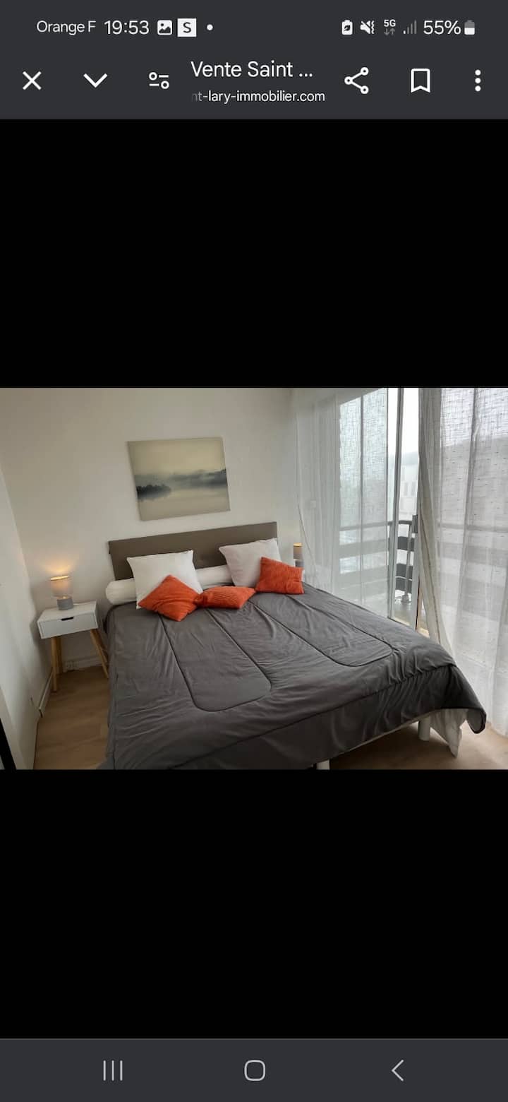 Първа спалня на горния етаж със 140 легло