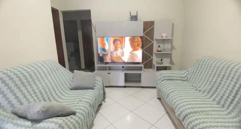 Airbnb em destaque: Apartment in Piúma Near the beach. Air conditioning and washing machine. em Piúma