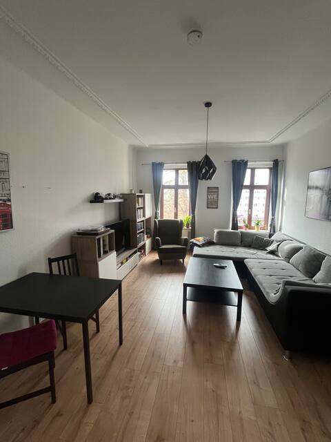 Top Airbnb: Apartment close to the center with balcony in Südvorstadt in Zentrum Süd