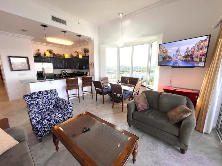 2 Balcony Penthouse/ Disney Firework & Lake View - Lake Buena Vista, FL
