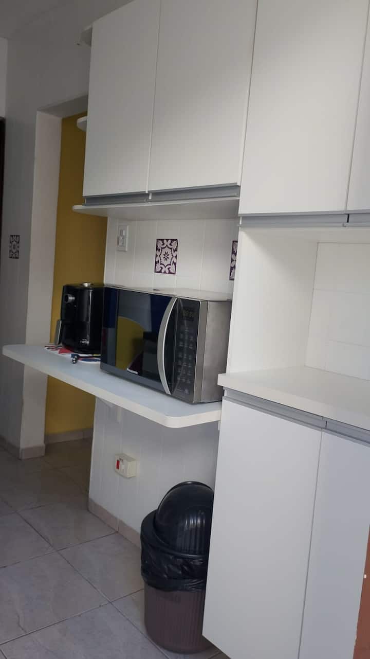 Casa Espaçosa, Centro De Ubatuba, Até 14 Pessoas. - Ubatuba