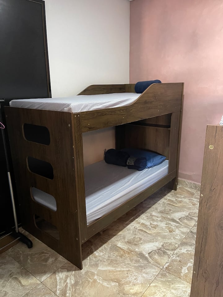 غرفة النوم 1