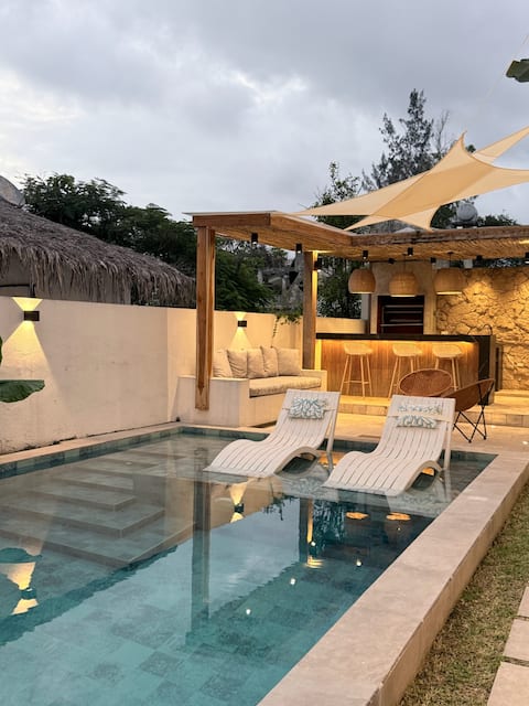Casa Marluz | Private pool just steps from the ocean
