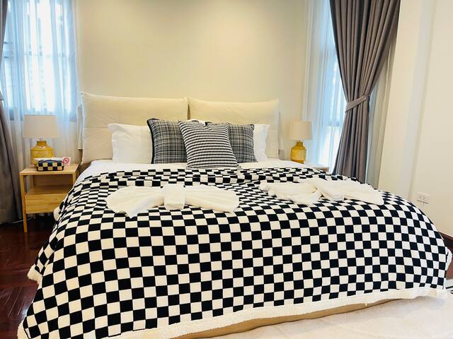 #1 Pool villa市中心素坤逸 @BTS Phromphong near NaNaAsoke gallery image 2