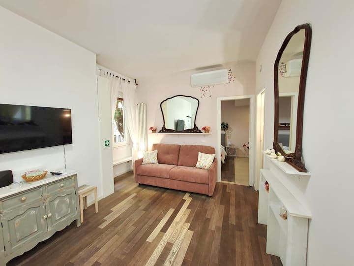 Melli's R-home, Prati/vaticano - Roma