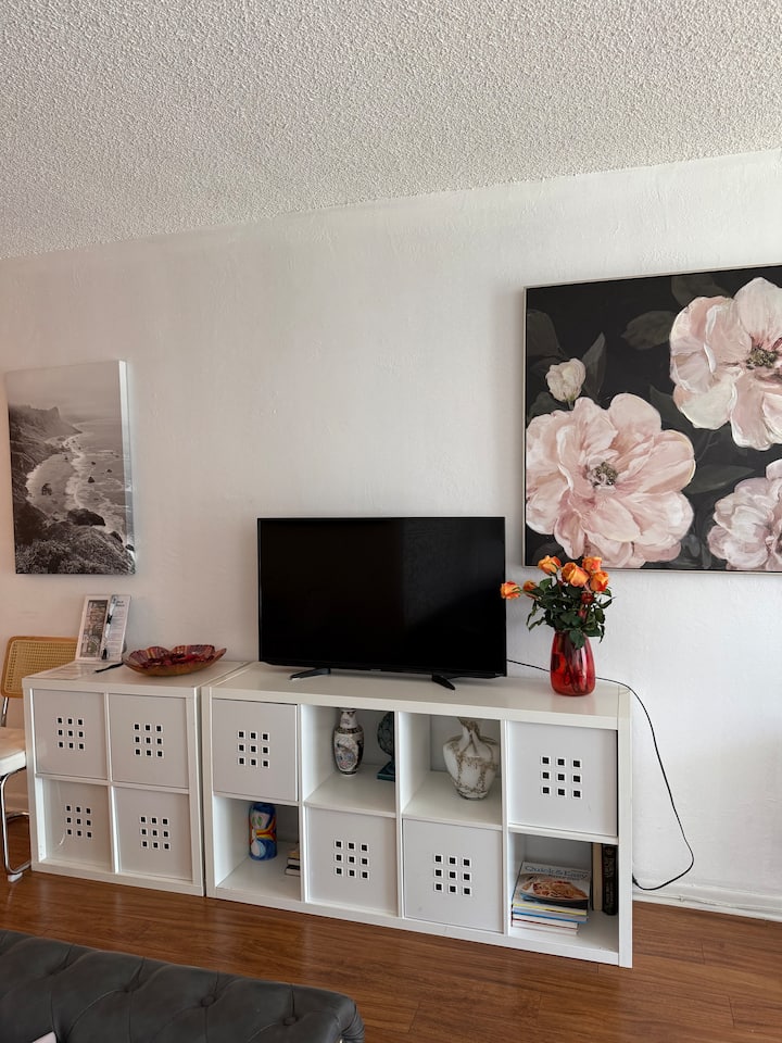 02459 - Sunny Isles Beach, FL
