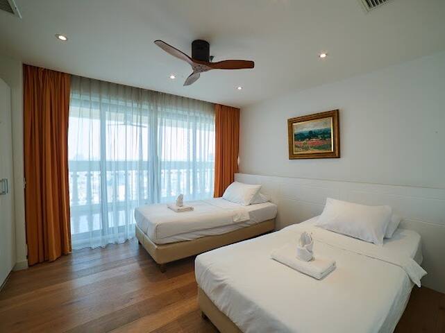 Suite3 Jacuzzi River 3BR 37F Thai style breakfast* gallery image 5