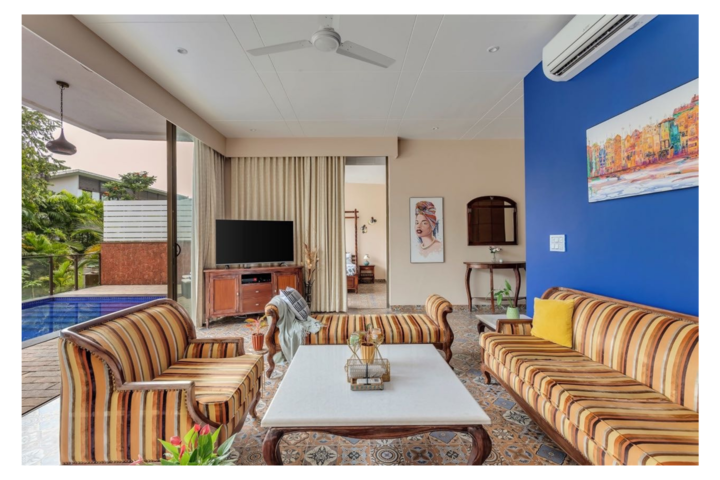 Living room image 4