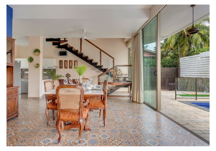 Living room image 9