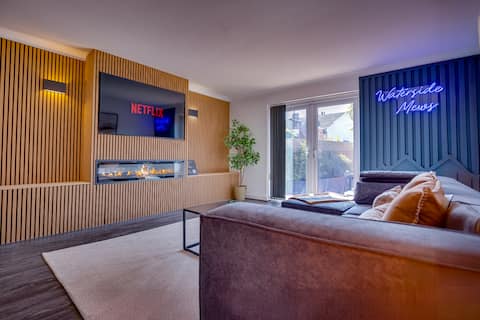 “Hot Tub, Private Parking, Pet Friendly, Beach lux