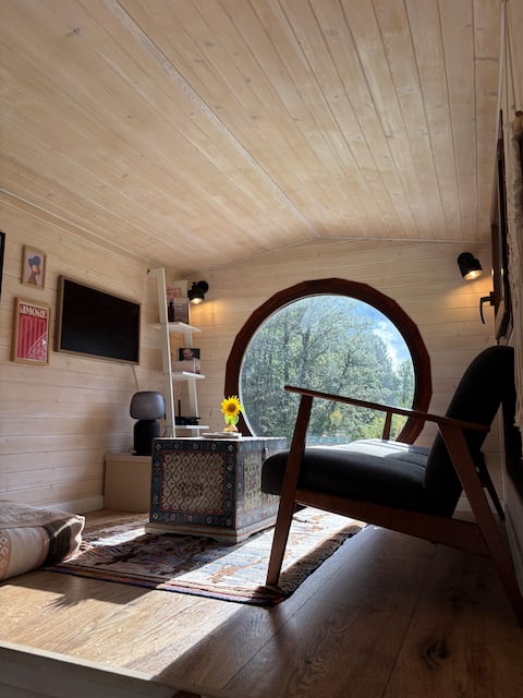 Successful Airbnb property: Stay among alpacas – Tiny House in Haninge
