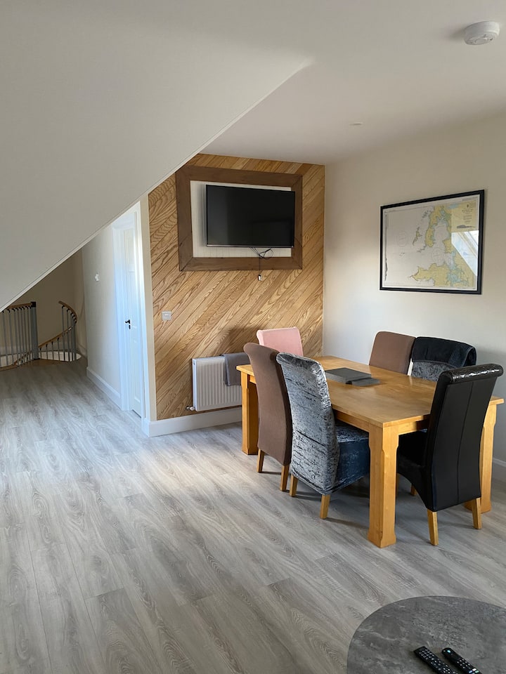 A Spacious 4 Bed Apartment. - Achill Island