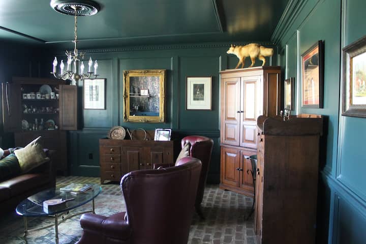 The Whipper Inn At Winfall ~ Horses Welcome - Warrenton, VA