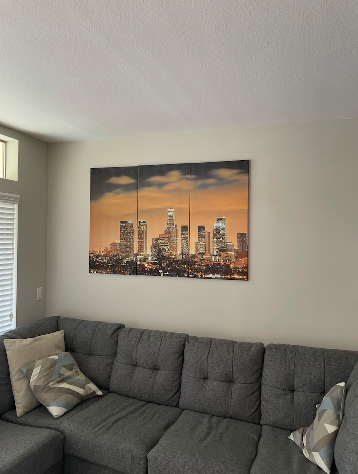 Two Bedrooms Suite In Brentwood - Los Angeles, CA