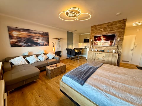 Leistungsstarkes Airbnb: Captain Beach Retreat: Ocean View, Pool, Sauna + Laundry in Cuxhaven