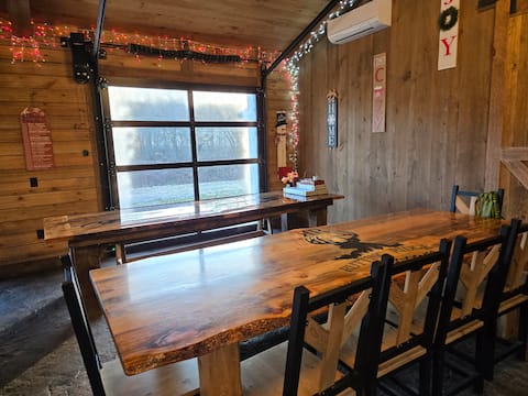 Mill Creek Valley Lodge Entire Lodge