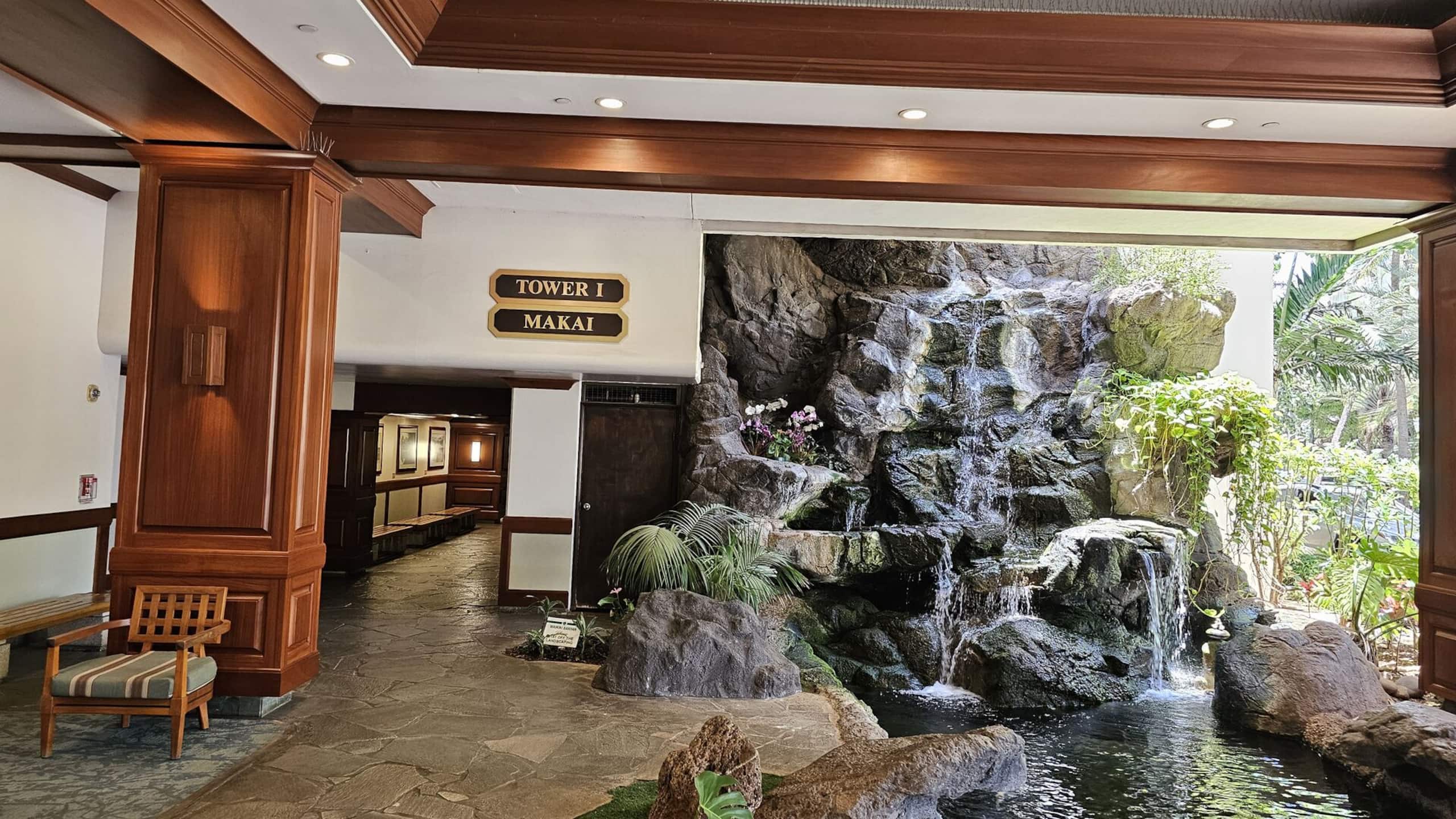 Condo in Honolulu · ★4.96 · 1 bedroom · 2 beds · 1 private bath - Image 26
