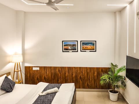 Saya’s Abode (Suites-1)(1BHK with AC &Kitchen)