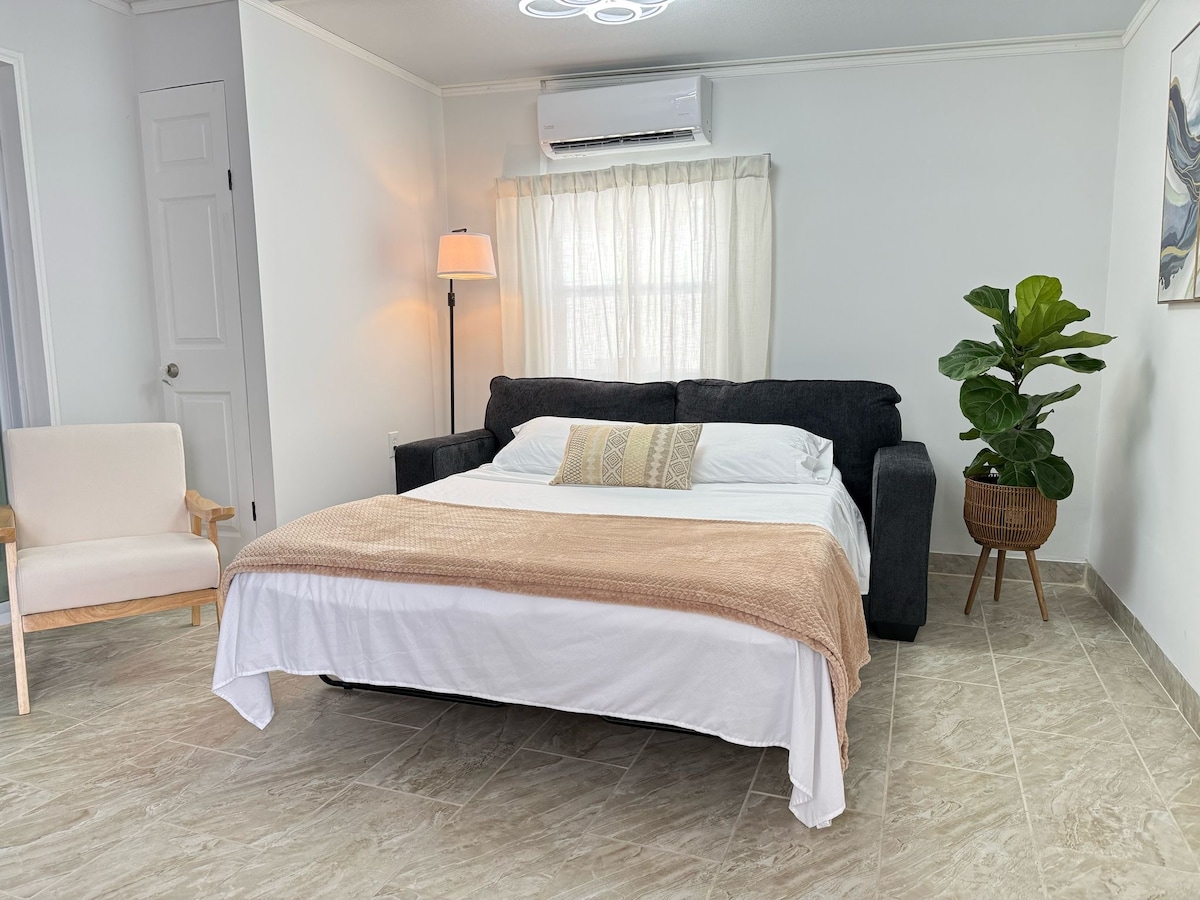 ספה נפתחת , קווין 