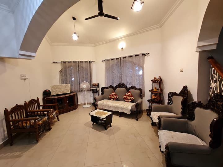 Living room image 9