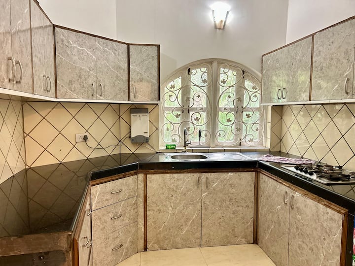 Kitchenette image 1