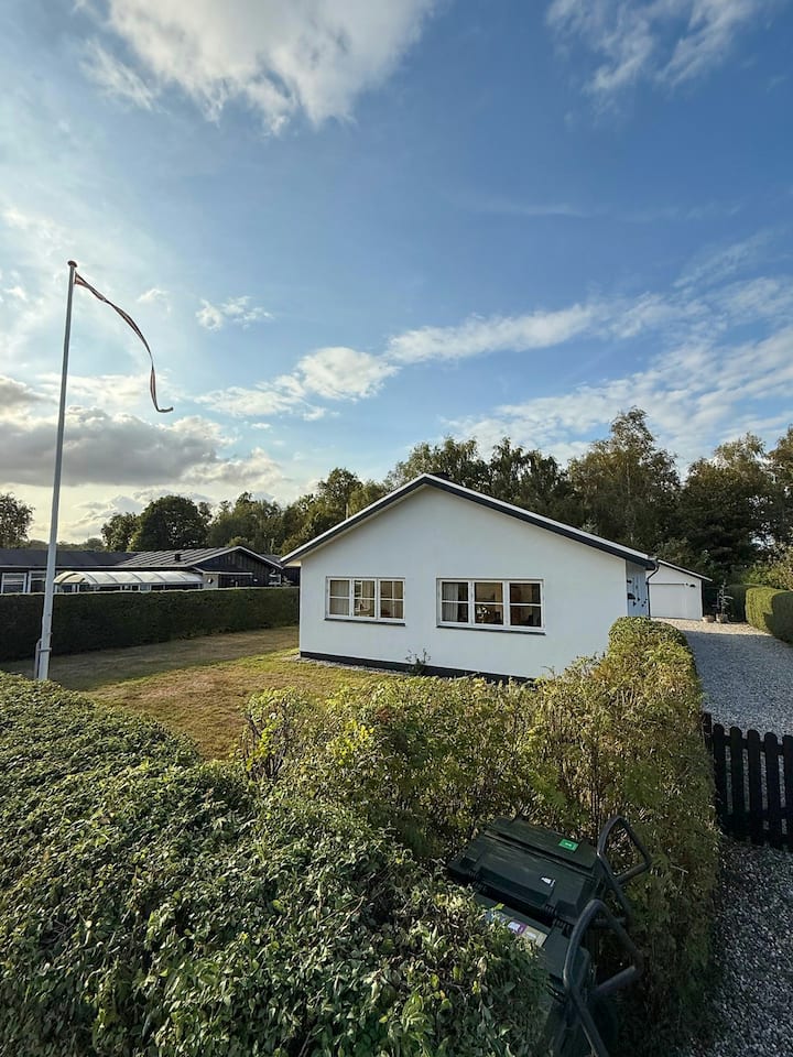 Beach Summerhouse In Juelsminde - Juelsminde