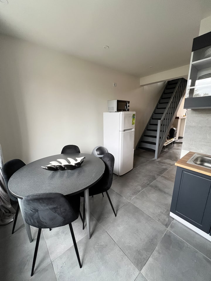 Zelzate Dichtbij Gent, Brugge - Zelzate
