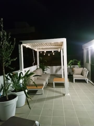 Traumhaftes Strandhaus Valency! Mit Dachterrasse