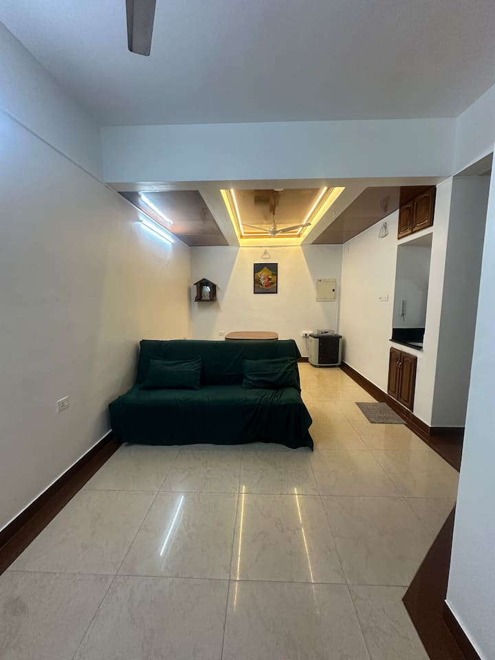 Laviz -Comfy 2bhk | Walk To Padmanabhaswamy Temple - Thiruvananthapuram