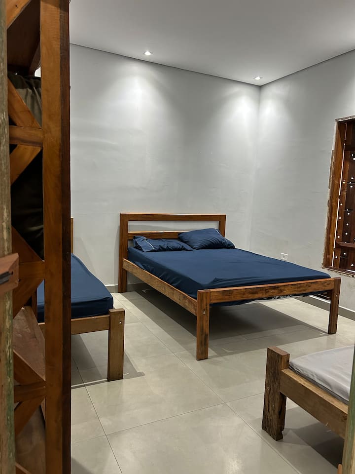 საძინებელი 1