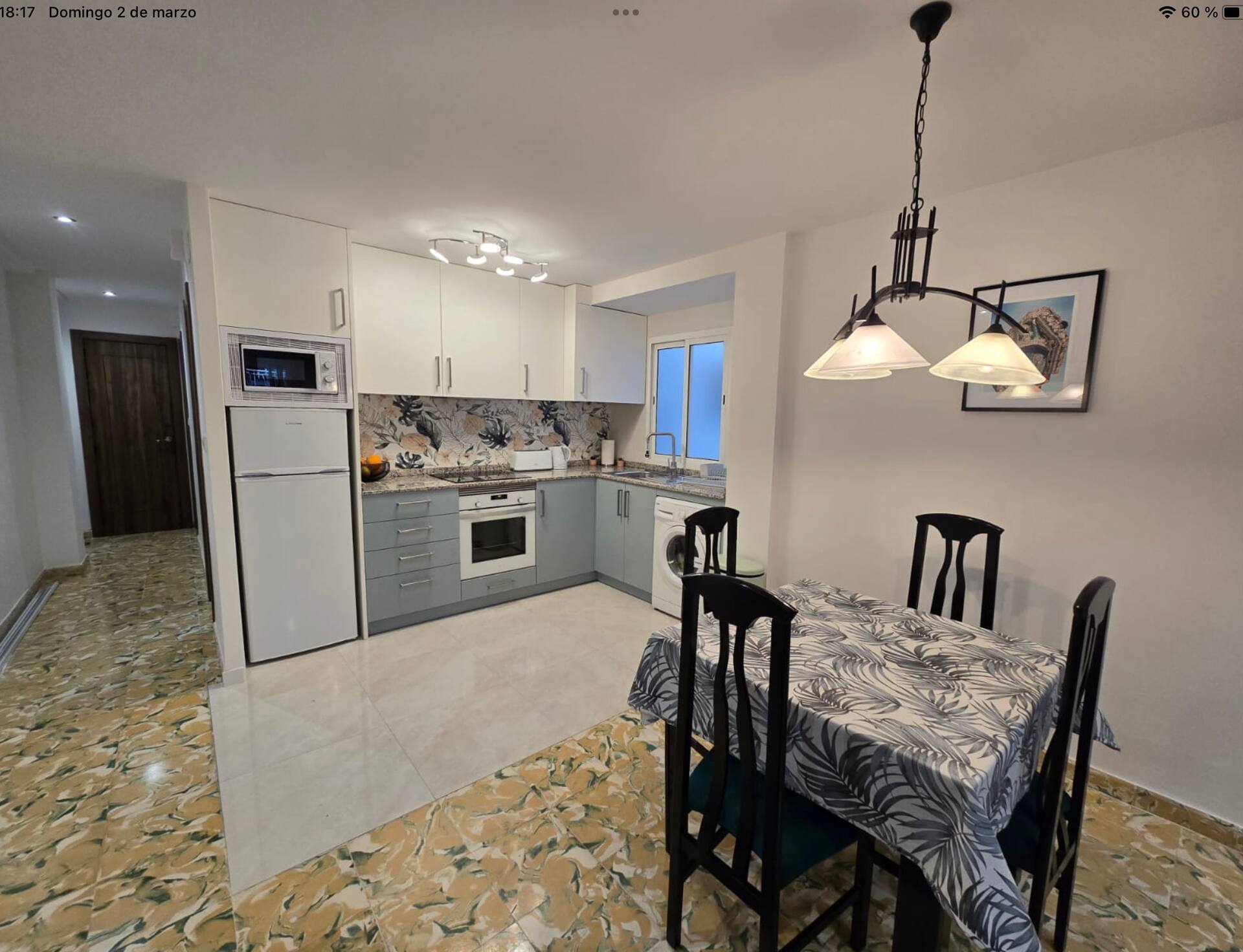 Unequal apartment with 3 AC