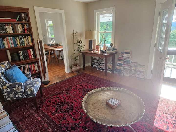 Beautiful 2 Bedroom Surrounded By Pristine Nature - Monterey, MA