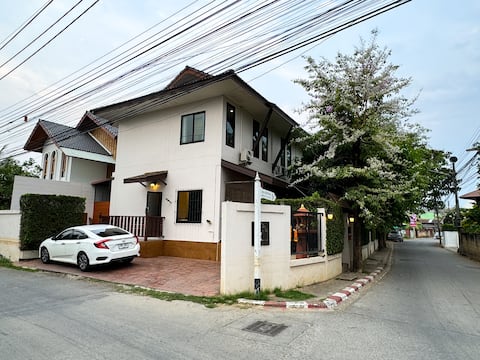 Tiny Townhome Located in Old Town (Unit No.2)