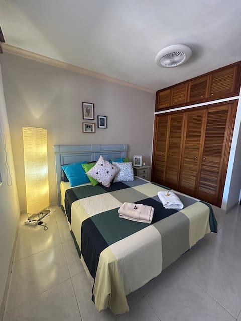 Top Airbnb: Private, independent guest house with porch and Wi-Fi in San Cristóbal De La Laguna