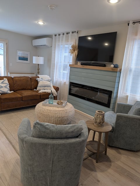 Cozy Cottage in the village of Hammondsport